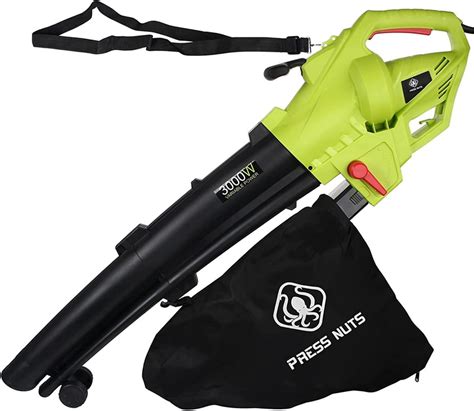 Aspirateur de feuilles et de déchets en action