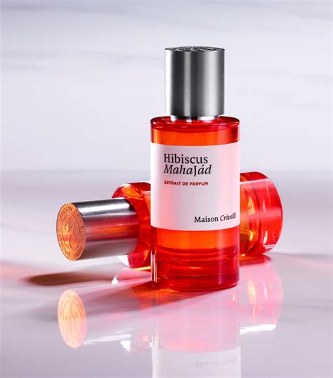 Flacon orange intense de l'extrait de parfum Hibiscus Mahajád