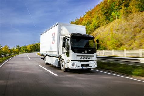 Schéma illustrant la répartition du poids : pots lourds en bas, légers en haut