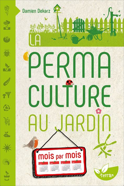 Damien Dekarz dans son jardin en permaculture