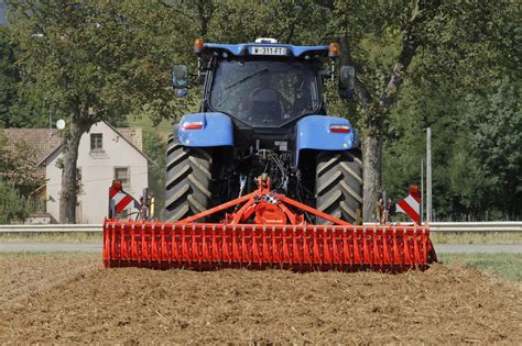 Schéma technique d'un rotor de herse rotative KUHN avec ses composants de fixation