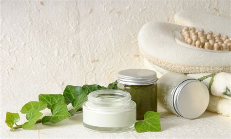 Produits cosmétiques à base de lierre