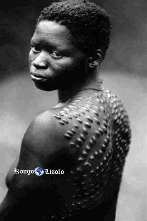 beauté et scarifications africaines