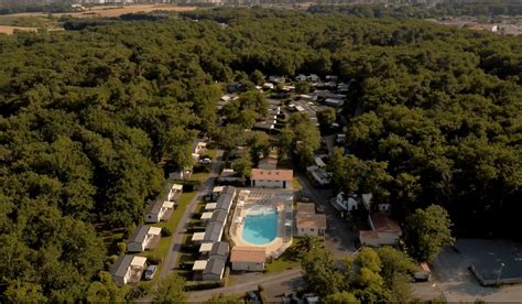 Vue aérienne du Camping Les Chèvrefeuilles, Royan