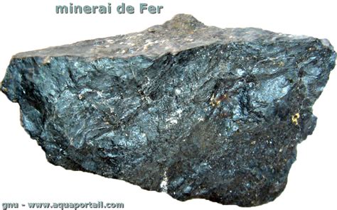 Illustration de minerais métalliques bruts