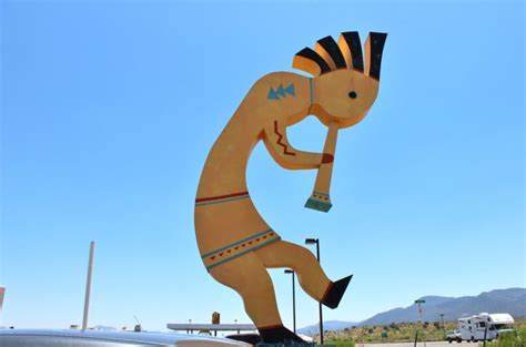 Représentation stylisée du personnage mythologique Kokopelli
