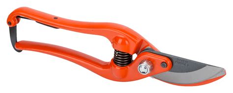 Sécateur ergonomique Bahco PXR-M2L en action