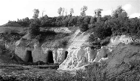 Vue aérienne des anciennes carrières de gypse à Livry-Gargan