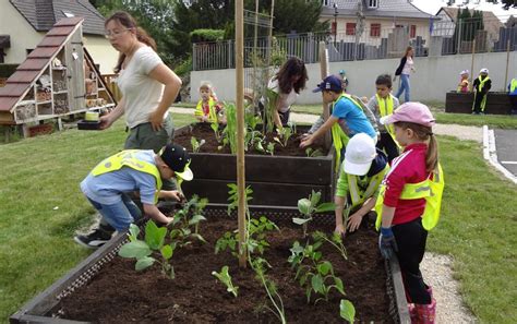 Jardin pédagogique à l'école