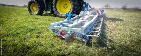 Herse de prairie en action