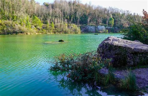 Vue aérienne du parc de Lormont avec le lac et la végétation