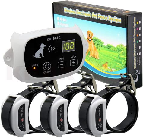 Illustration d'un émetteur de clôture sans fil dans un salon