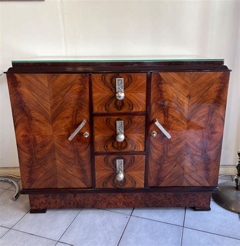 Meuble Art Déco en bois précieux