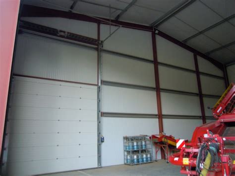 Schéma d'un bâtiment de stockage de pommes de terre avec système de ventilation