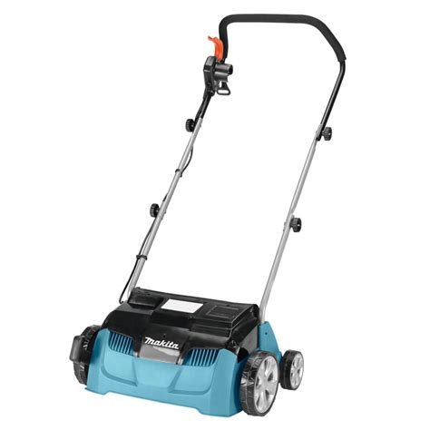 Scarificateur Makita UV3600 en action