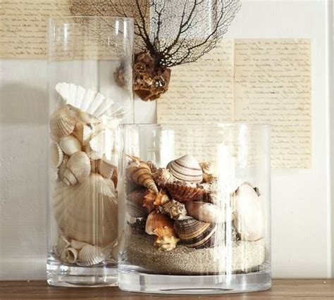 Coquillages dans un vase transparent