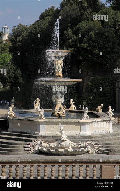 Fontaine de Neptune dans les jardins de Boboli