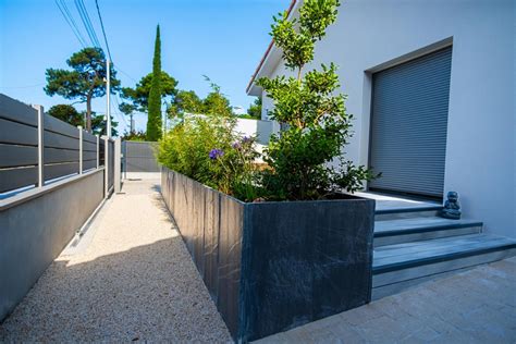 Jardin avec des perspectives visuelles variées