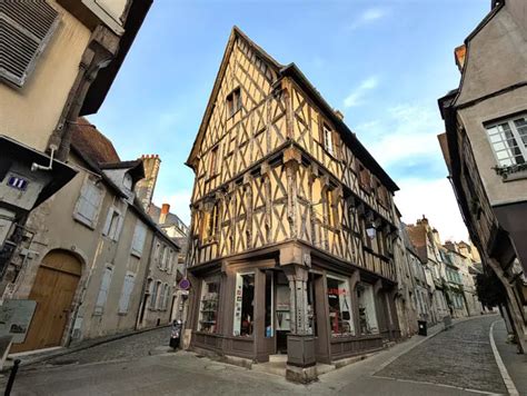 Bâtiments historiques de Domfront
