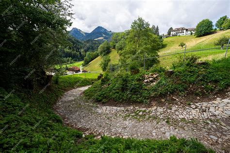 Paysage verdoyant et aménagé à Riom