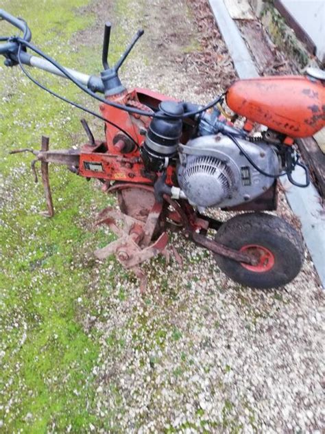 Ancienne motobineuse