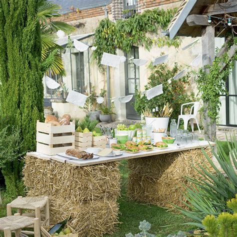 Décoration de table d'anniversaire avec thème champêtre
