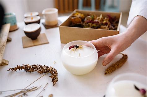 Processus de fabrication artisanale d'une bougie