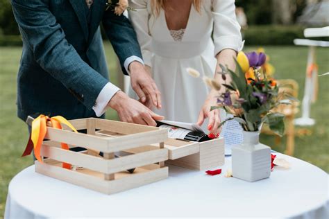 Symbole du coing dans les rituels de mariage anciens