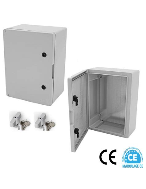 Vue éclatée d'un coffret étanche IP65 avec poignée rotative de verrouillage