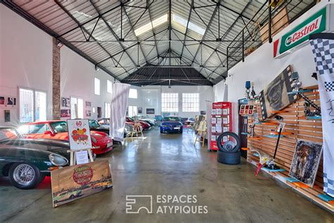 Vitrine d'un garage automobile