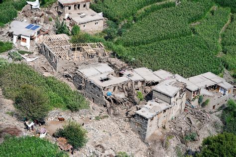 Infrastructures agricoles endommagées après les tremblements de terre