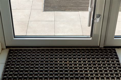Différents types de tapis d'entrée