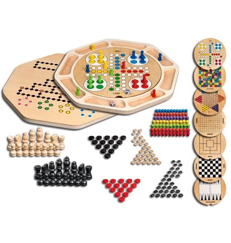 Un plateau de jeu en bois représentant un potager stylisé avec des pions carottes et taupes