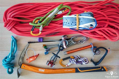 Schéma du matériel technique indispensable pour l'alpinisme en haute altitude