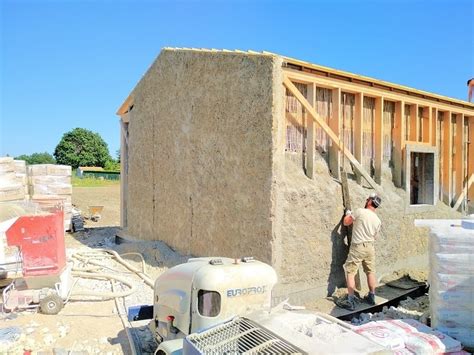 Exemple de bloc de construction en terre-chanvre