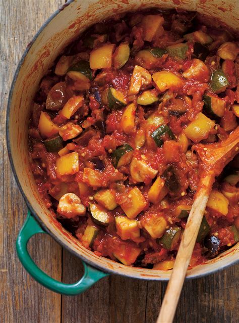 plat de ratatouille maison avec boulghour