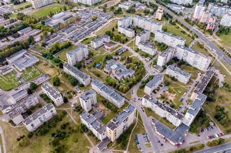 Vue panoramique d'un quartier résidentiel typique de Berchem-Sainte-Agathe
