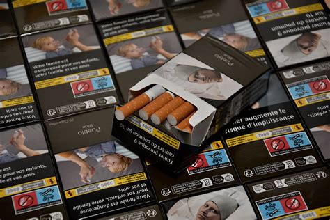 Manifestation contre les taxes sur le tabac pendant la guerre d'indépendance
