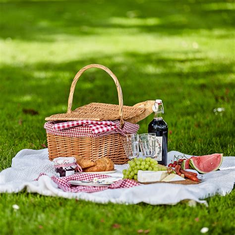 Panier pique-nique avec des plats à emporter du Potager de Paul et Louis
