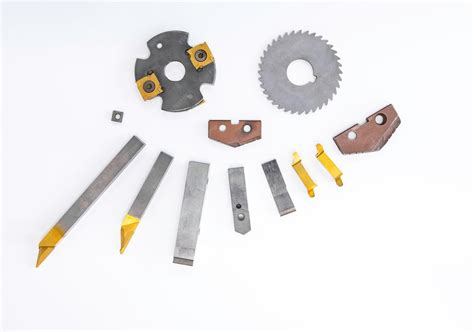 Outils de coupe spécialisés