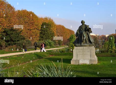 Statue de Buffon au Jardin des Plantes