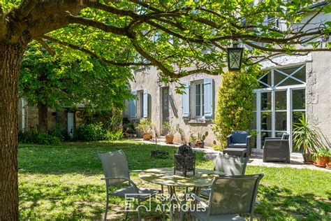 Maison de maître avec jardin