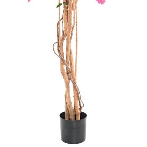 Bougainvillier artificiel dans un salon lumineux