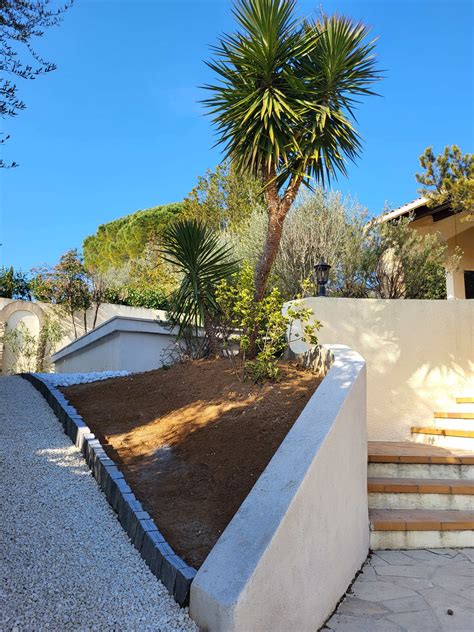 Paysage méditerranéen et aménagement de jardin à Nîmes