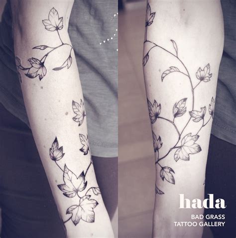 Tatouage représentant du lierre s'enroulant autour d'un diamant