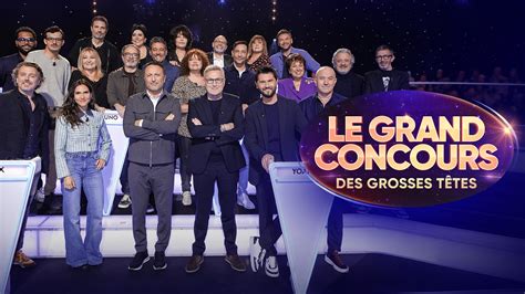 Gros plan des têtes de Blue Dream avec leurs trichomes et leurs couleurs violettes et orangées