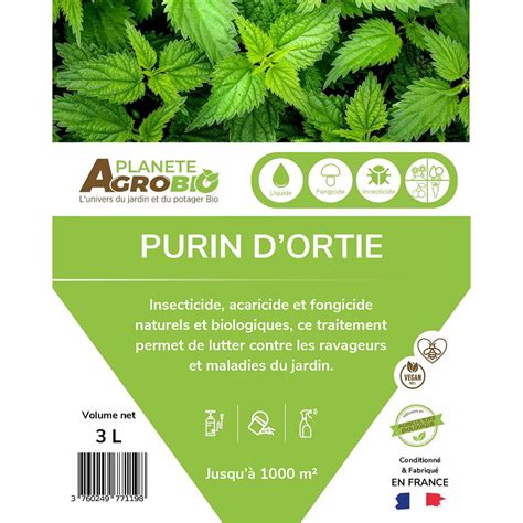 Illustration d'un bidon de purin d'ortie biologique et de plants de tomates en bonne santé
