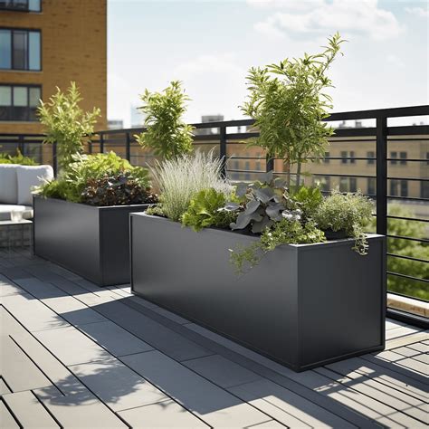 Bac de plantation en tissu sur un balcon