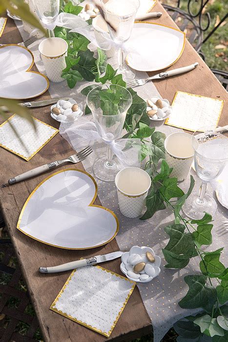 Décoration de mariage avec lierre