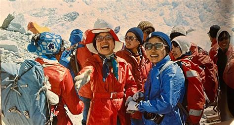 Trajet de l'ascension de l'Everest par l'équipe de Junko Tabei